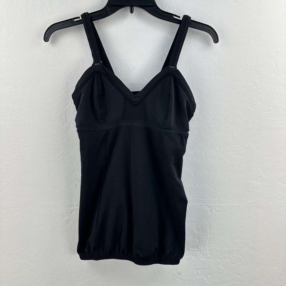 Lululemon Tank Women 6 Black Sleeveless Top Athletic Zip Pocket Light It Up